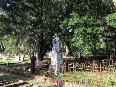 Oak Grove Statue